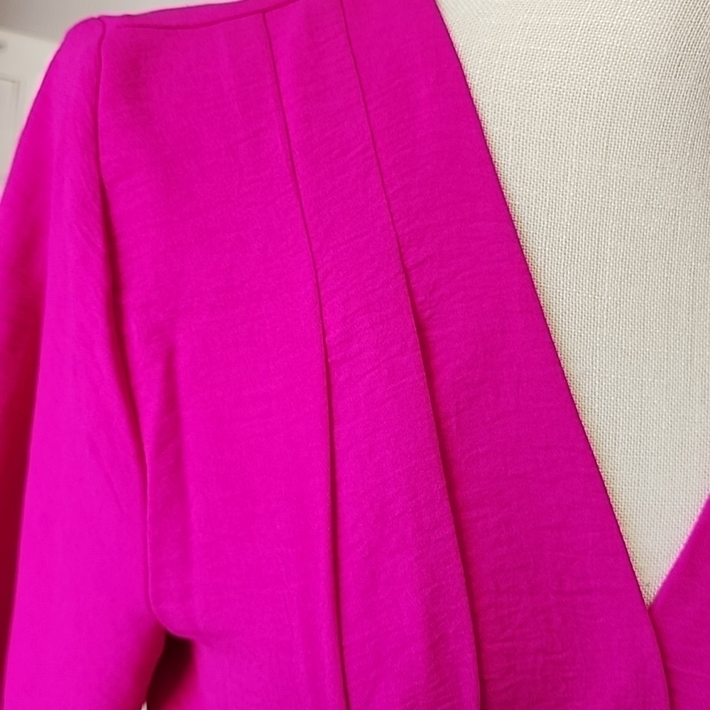 DKNY - Stunning Vibrant Magenta Dress​​​​​​​​​ - Picture 3 of 16